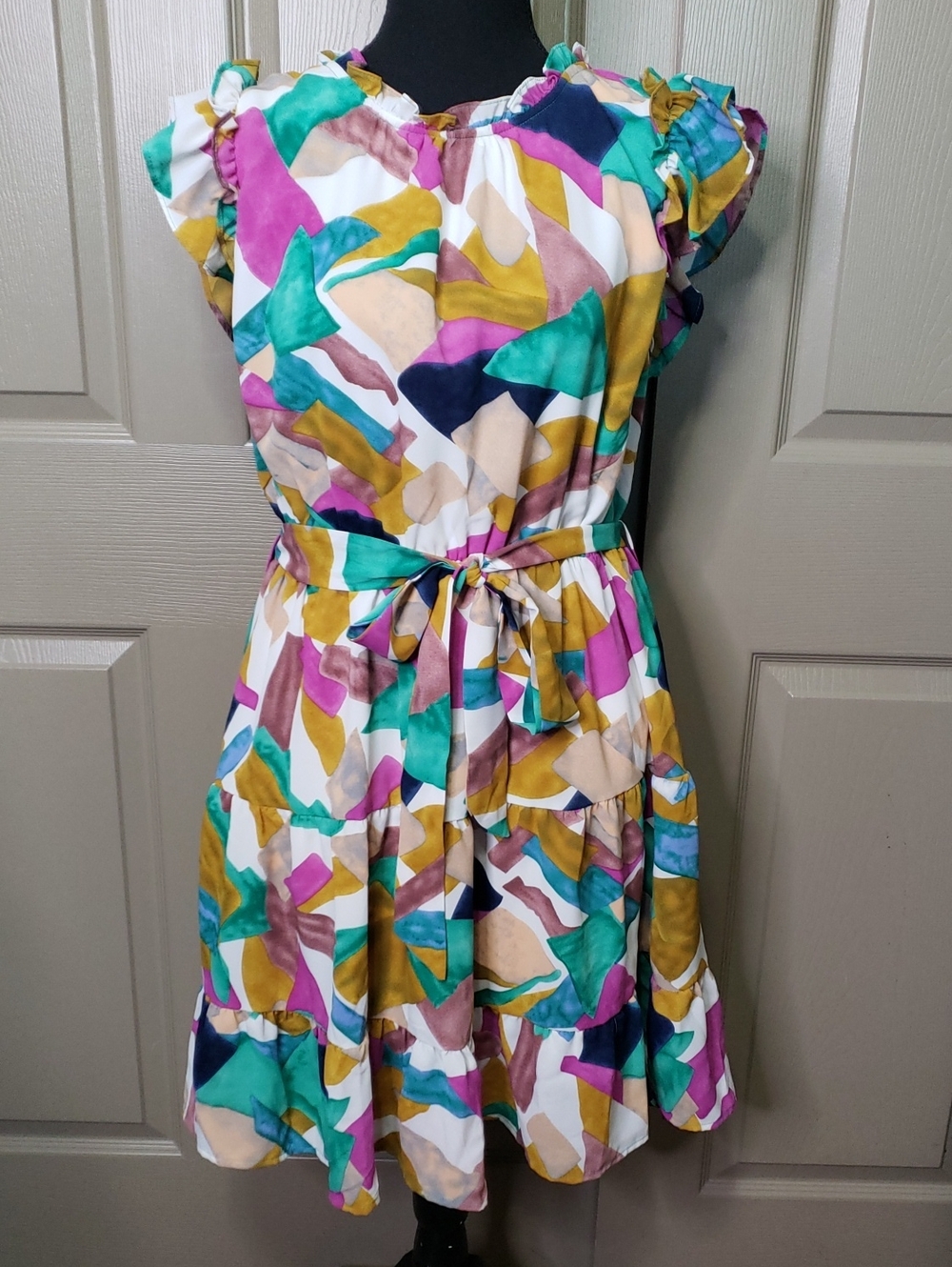 UMGEE + NWT Colorful Abstract Print Round Neck Sleeveless Tie-Waist Dress 1XL